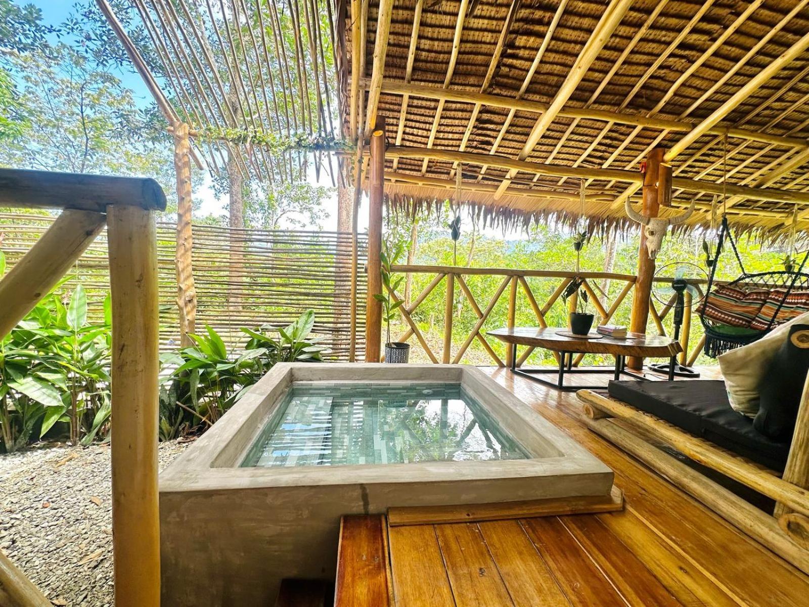 Carabao Lodge - 2 Bedroom House With Ac & Plunge Pool Ел Нидо Екстериор снимка